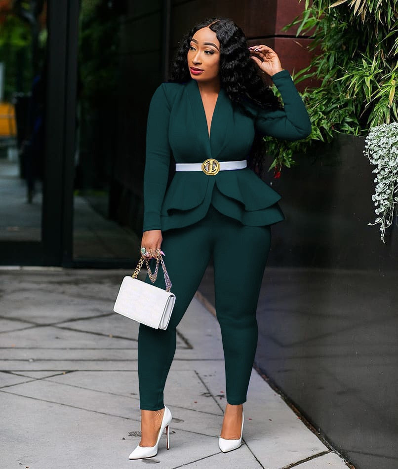 Solid two piece pants suit