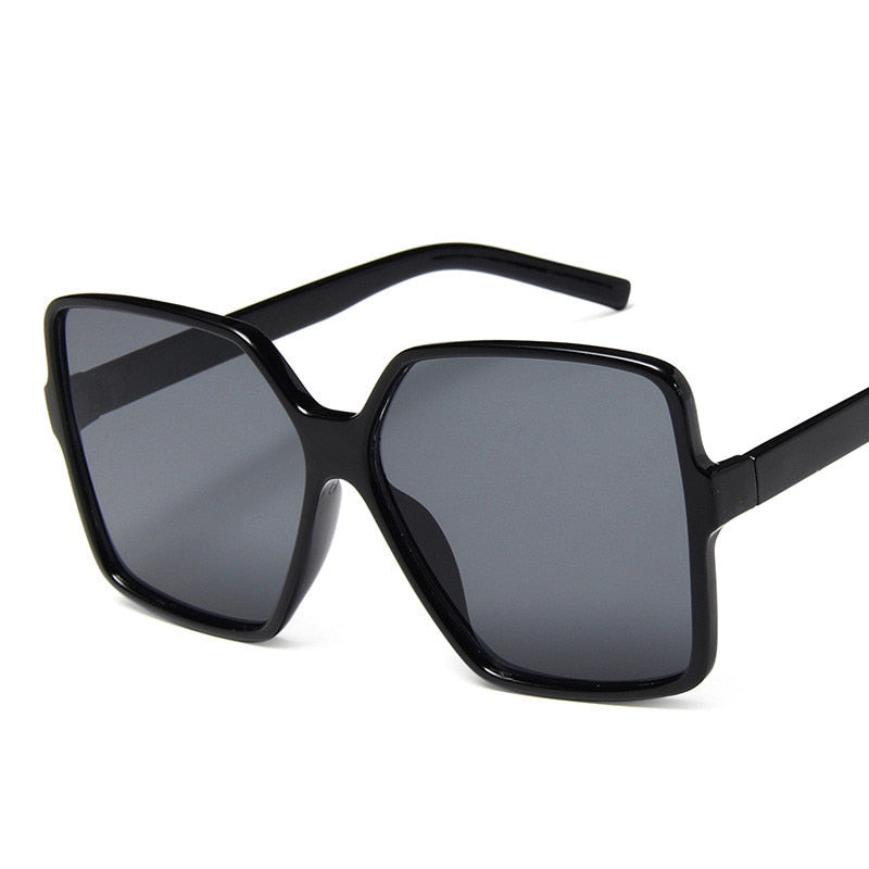 Slick oversized eyewear