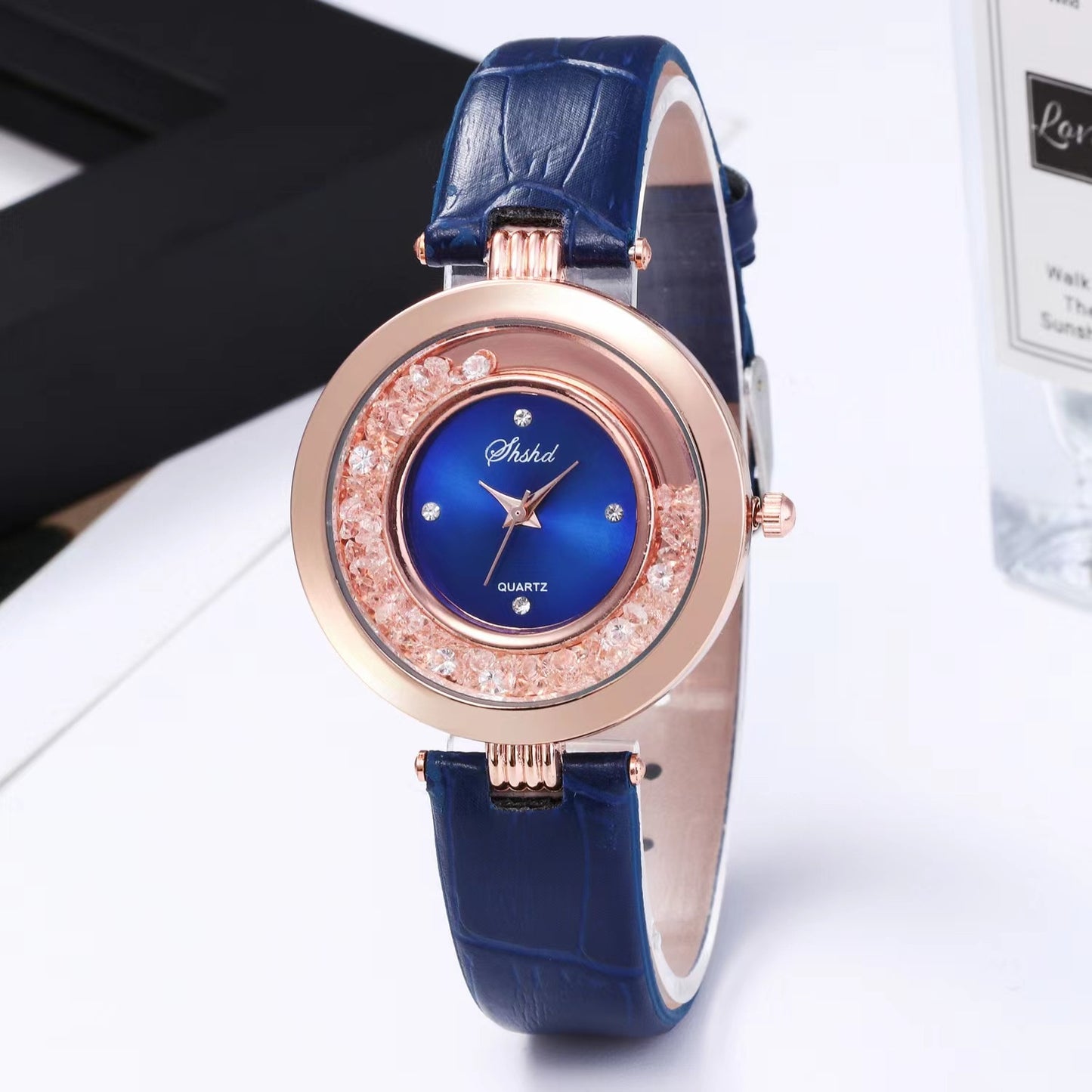 Elegant wrist wear