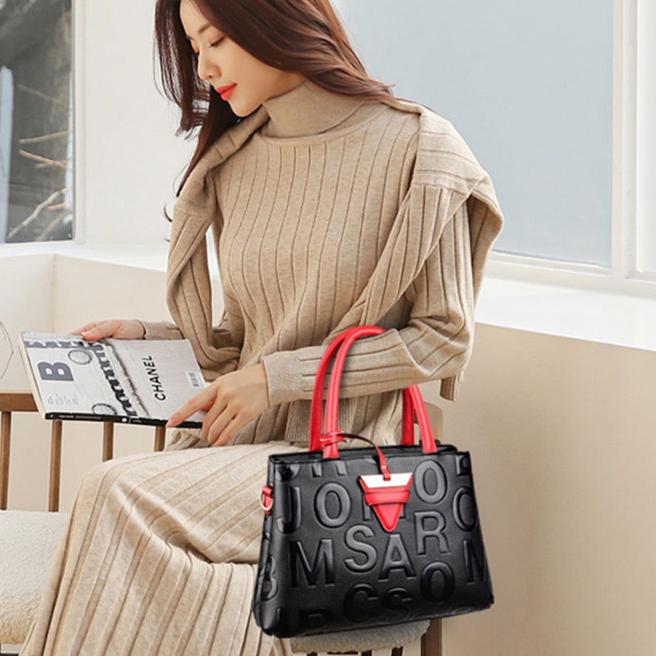 #added collection Printed Bolsas Shoulder Bag