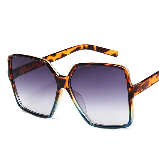Slick oversized eyewear