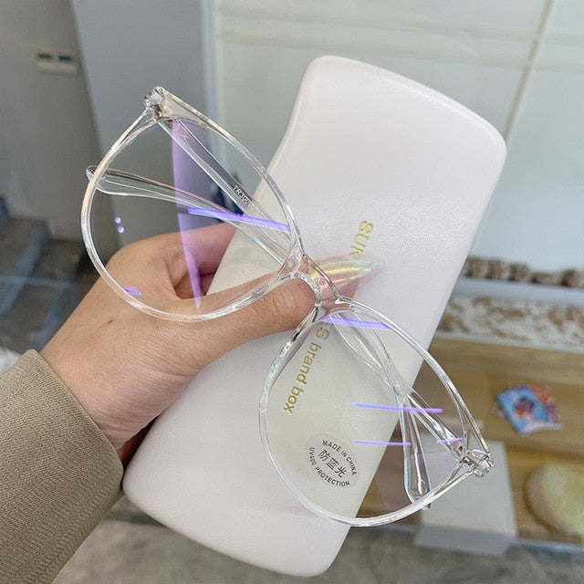 Transparent Frame Eyewear